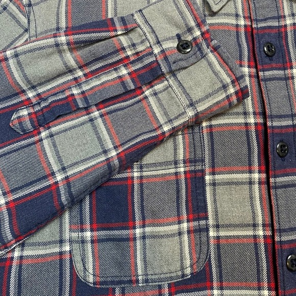 J.Crew Mens Flannel Shirt XL Grey Navy Red Plaid Cotton Button Down Long Sleeve - Picture 4 of 11